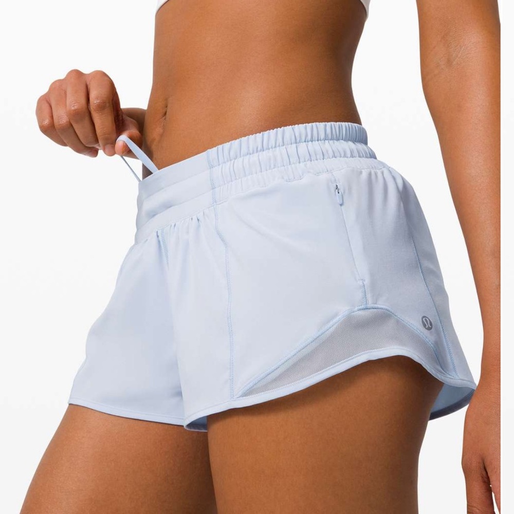 Lululemon Hotty Hot Short II *2.5" Daydream